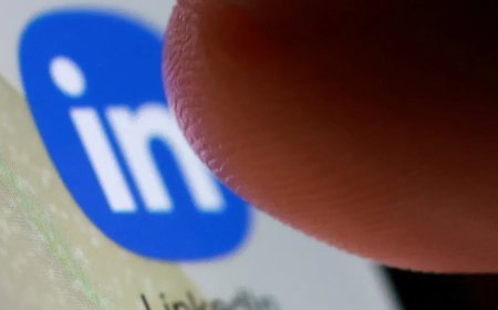 Flört uygulamalarından yorulan bekarlar LinkedIn'e yöneliyor