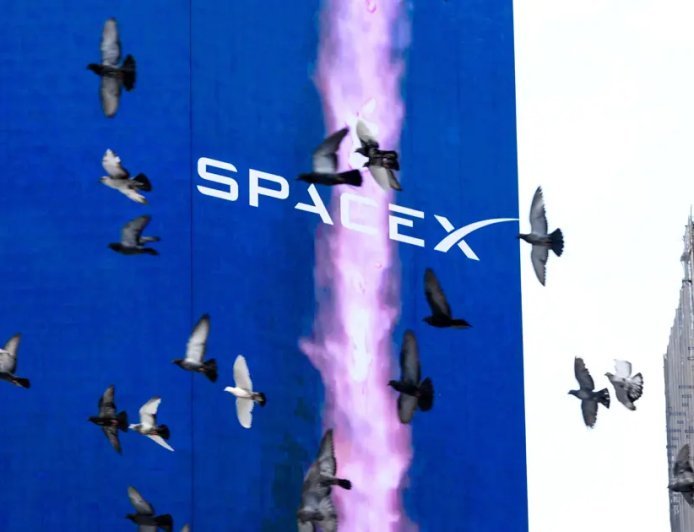 SpaceX rekor zarar açıklayacak. Hisseleri yarı yarıya eridi