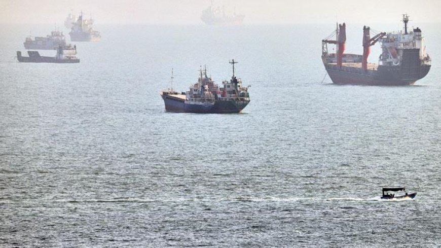 Hürmüz Boğazı’nda biyolojik tehdit