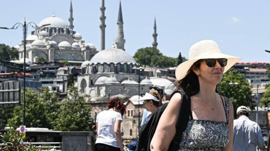İstanbul'da sıcak havaya mola! Tarih verildi; hava bir anda değişecek, poyraz serinliği geliyor