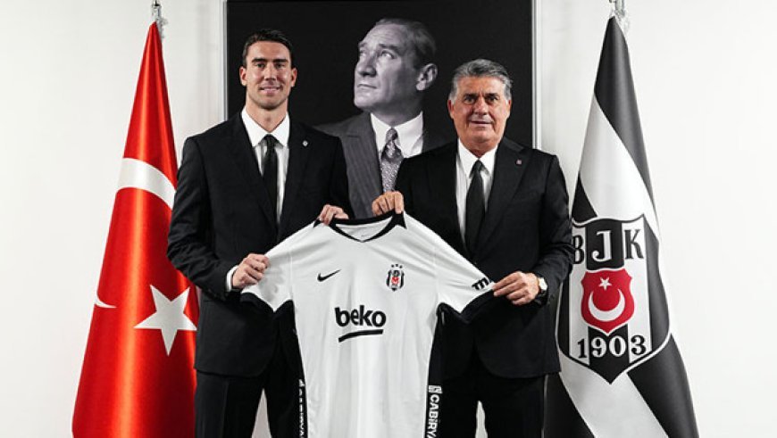 Vlahovic formalarının yüzde 10'u UNICEF'e!