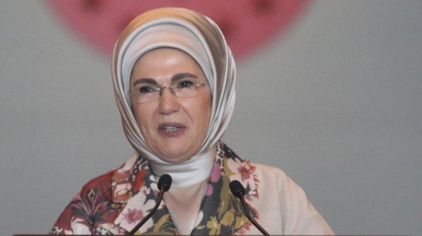 Emine Erdoğan: AK Parti'nin 25'inci yaşı kutlu olsun