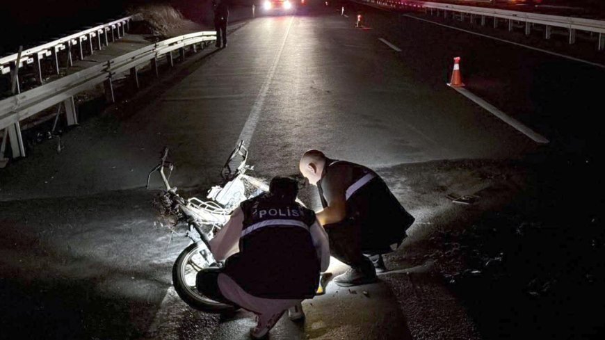 TIR'a çarpan motosikletin sürücüsü yaralandı