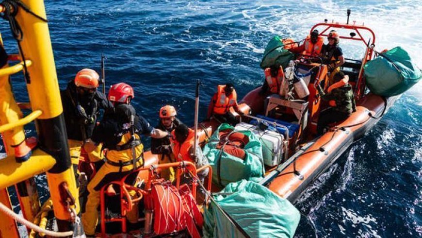 Tunus açıklarında göçmen teknesi battı, 14 kişi kayıp