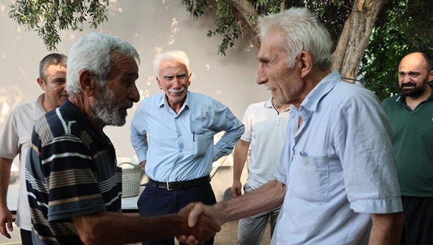 Türkiye'ye örnek buluşma! Karşı karşıya geldiler: Bir taşla yıkılacak adam değiliz