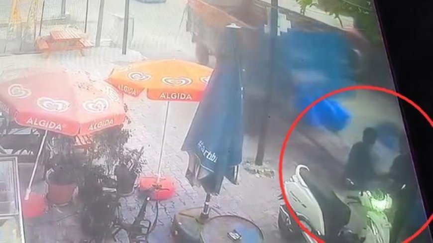 Adana'da feci kaza! Traktörden ayrılan römork 2 kişiye çarptı! Olay anı kamerada