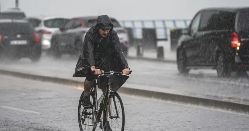 Yağış ve serin hava geldi. İstanbul güne kuvvetli yağışla başladı (Bugün hava nasıl olacak?)