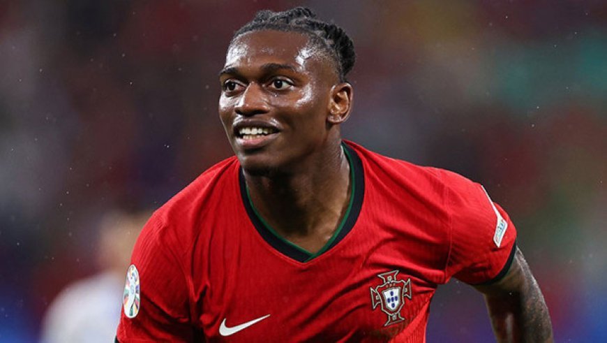 Galatasaray, Leao transferini KAP'a bildirdi!