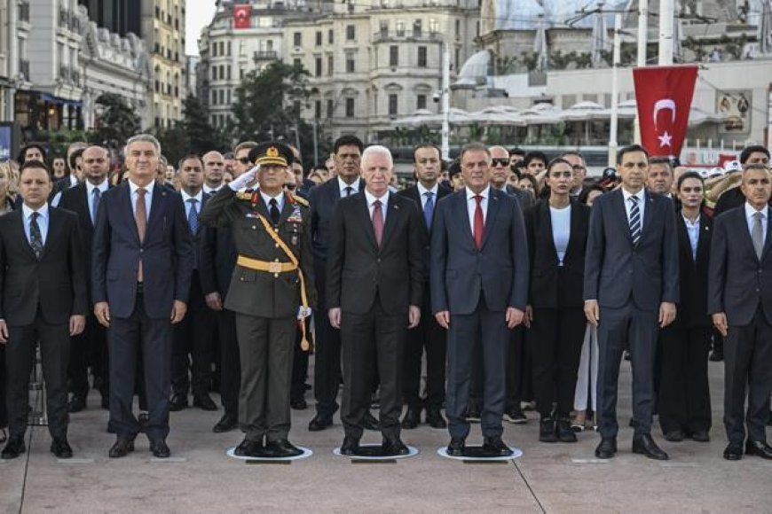 İstanbul'da 30 Ağustos Zafer Bayramı töreni düzenlendi