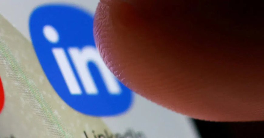 Flört uygulamalarından yorulan bekarlar LinkedIn'e yöneliyor