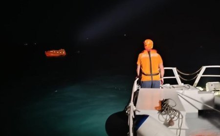 Silivri açıklarında yaşanan gemi kazasını uzman isim değerlendirdi: Dikkat çeken rulo sac ve 'EPIRB' detayı