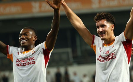 Galatasaray'da Rafael Leao ve Deniz Gül, ilk kez forma giydi!