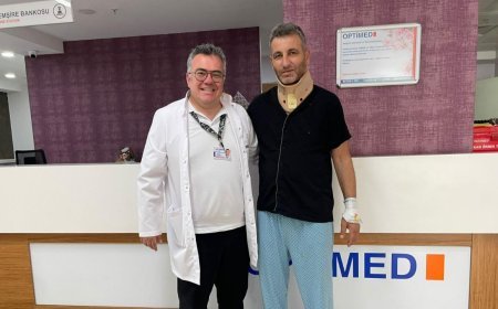 Ankilozan Spondilitli Hastaya İleri Düzey Omurga Cerrahisi
