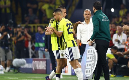Bartuğ Elmaz, Roma maçına devam edemedi!