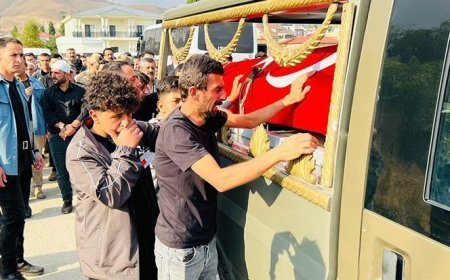 Şehit Ziyar Koparan dualar ve gözyaşlarıyla toprağa verildi