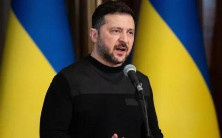 Ukrayna lideri Zelenski'den yaptırım yağmuru! 'Eski basın sözcüsü de var'