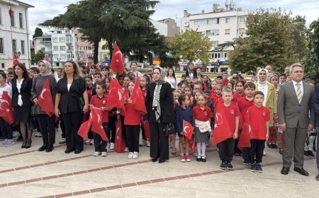 Tekirdağ'da İlköğretim Haftası törenle kutlandı