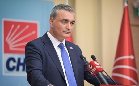 CHP Sözcüsü Sarı, MYK toplantısına ilişkin basın toplantısı düzenledi