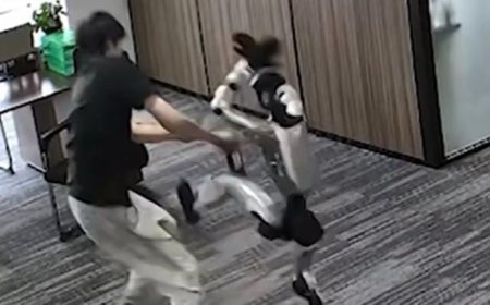 Bilim kurgu gerçeğe dönüştü! İnsansı robot, geliştiricisini dövdü