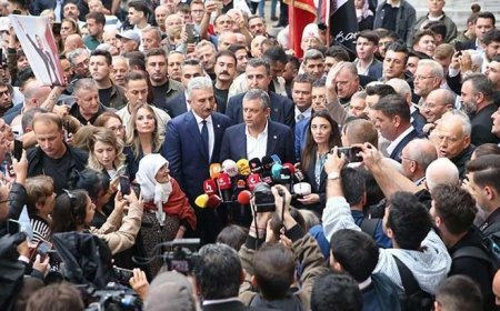 Yeni Parti'nin ismi değişecek mi? Özgür Özel'den açıklama