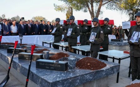 KKTC'de 52 yıl sonra şehit töreni: 126 şehit anısına müze yapıldı