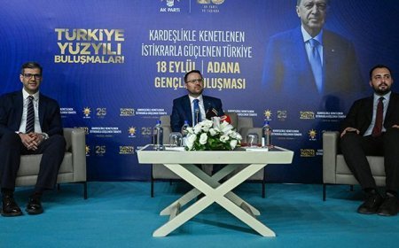 Adalet Bakanı Gürlek, Adana'da gençlerle buluştu