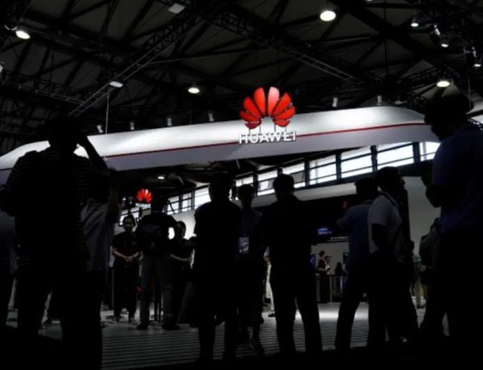 Huawei, İran'daki ticari ilişkileri nedeniyle ABD'de yargılanacak