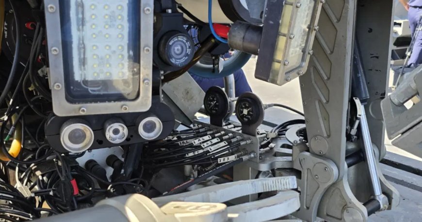 TCG Işın gemisi bölgede. Girne'deki feribot faciasında geminin enkazına robotla dalış yapılacak