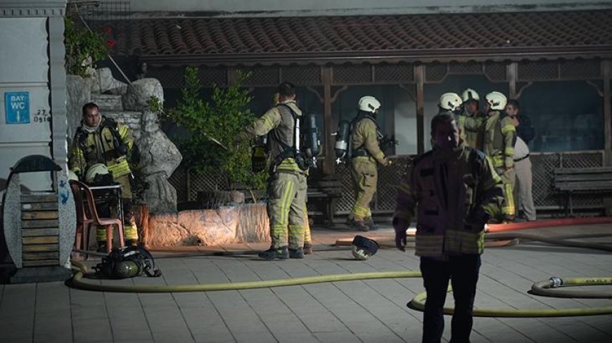 Pendik'te cami deposunda yangın