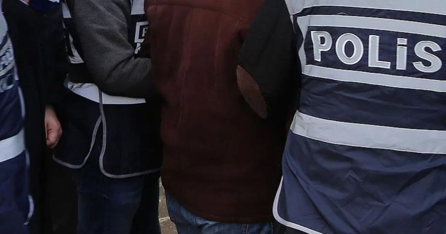 Kırmızı bültenle aranan suç örgütü şüphelisi sınırda yakalandı