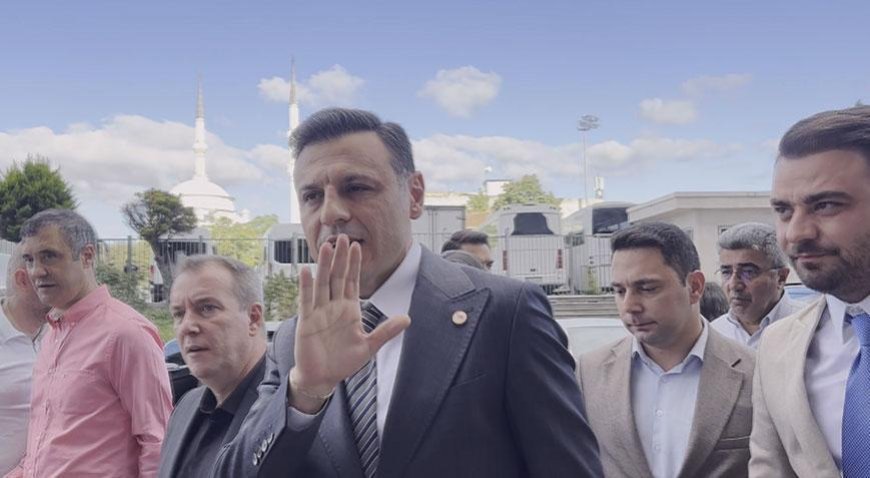 Özgür Çelik ifade vermek üzere Çağlayan Adliyesi'ne geldi
