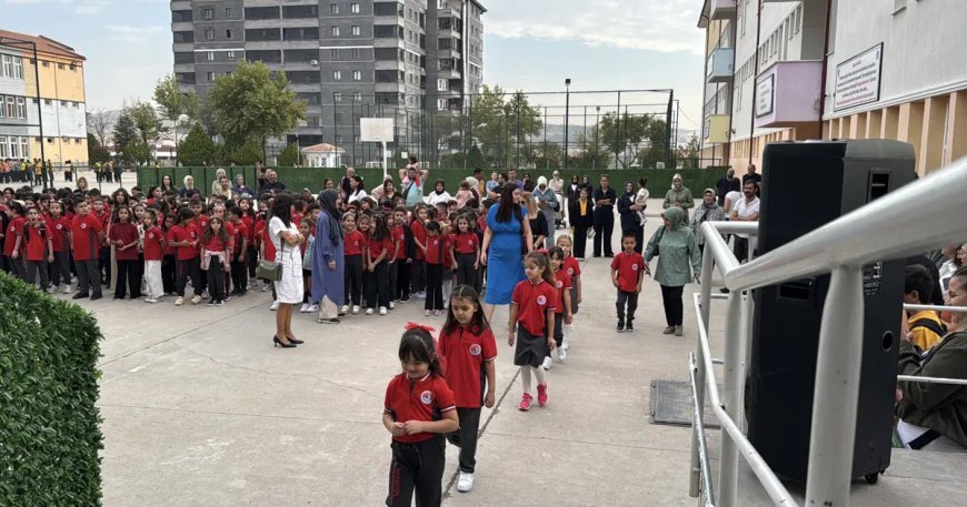 Önlemler arttırıldı: 31 bin güvenlik görevlisi okullarda göreve başlıyor