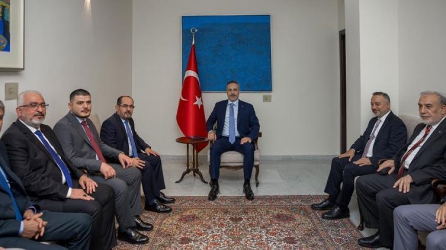 Dışişleri Bakanı Hakan Fidan, Suriye Türkmen Meclisi Başkanı Mustafa ile bir araya geldi