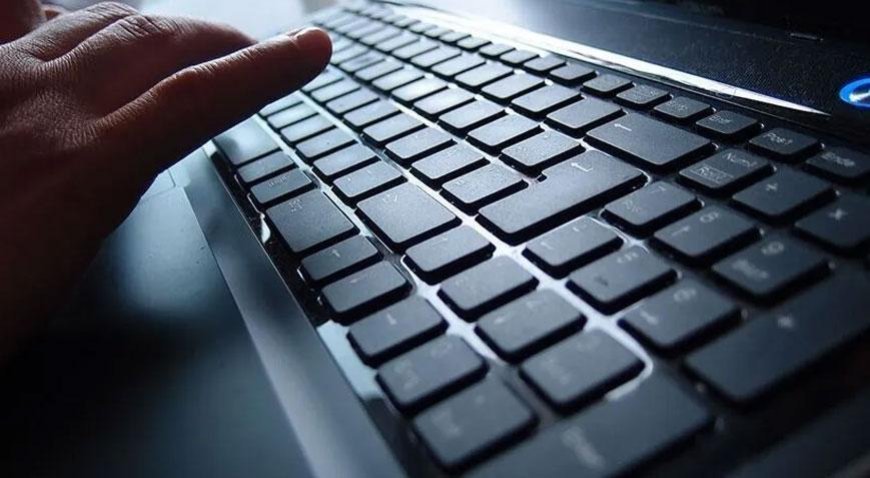 Müstehcen içerik soruşturmasında yeni gelişme! 58 sosyal medya hesabı engellendi