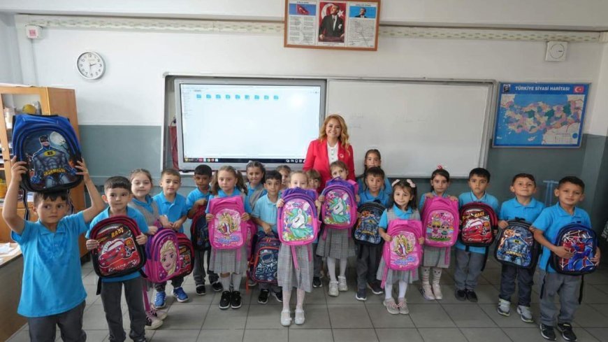Ergene Belediye Başkanı Topak'tan öğrencilere eğitim desteği