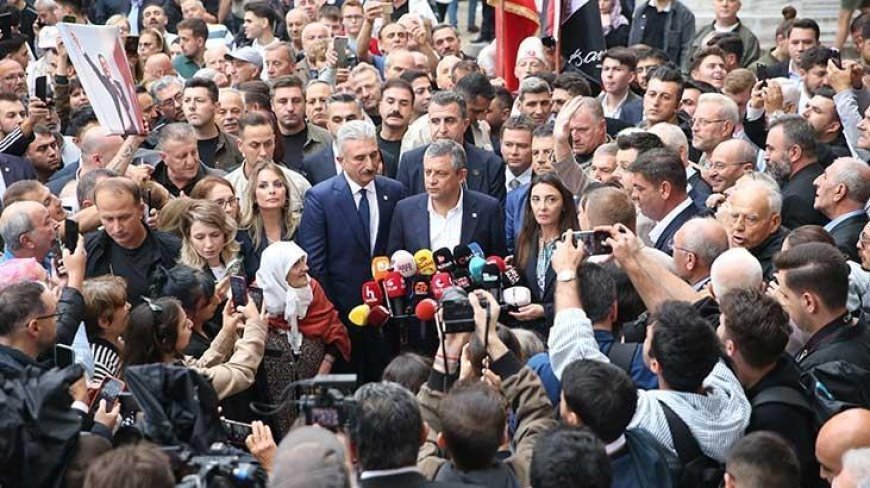 Yeni Parti'nin ismi değişecek mi? Özgür Özel'den açıklama