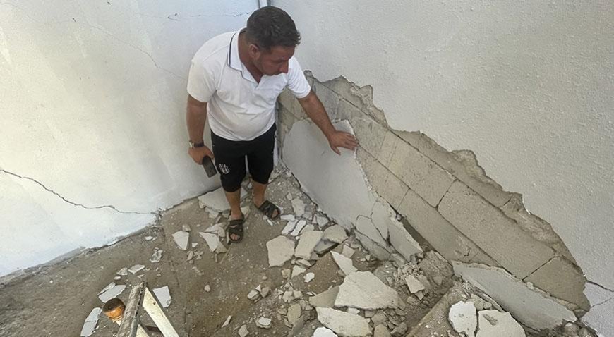 Şanlıurfa’da 5,4'lük deprem! Ev ve ahırlarda hasar oluştu