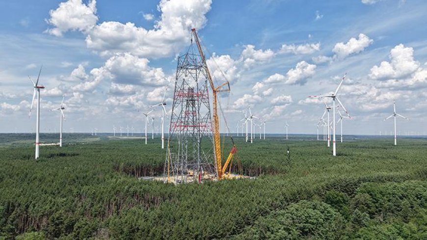 Dünyanın en yükseği inşa edildi! '7 bin 500 haneye elektrik sağlayacak'