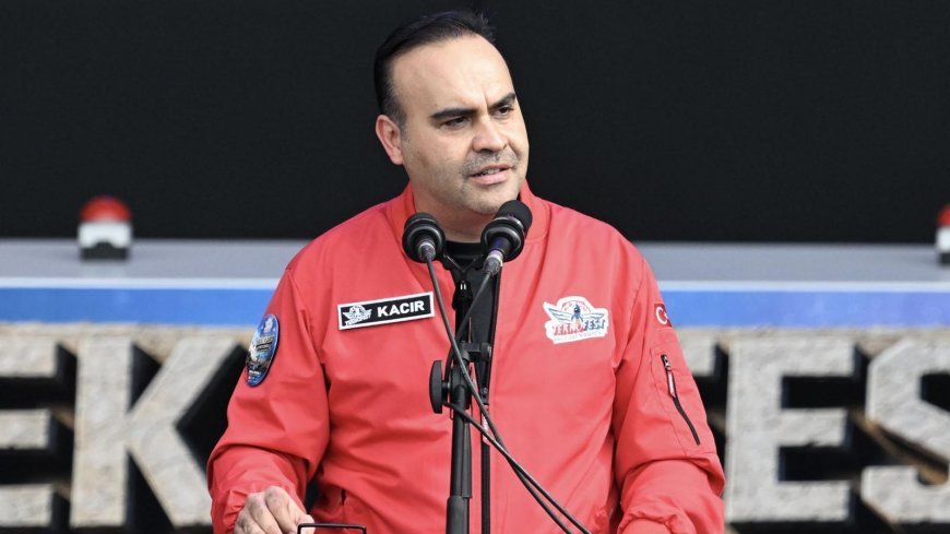 Türkiye Ay'a hazırlanıyor! Bakan Kacır: Kendi uzay aracımızı ulaştıracağız