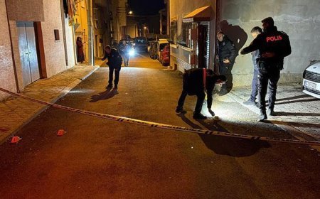 Eskişehir'de kanlı pusu! Husumetlisini evinin önünde silahla yaraladı