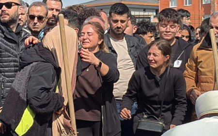 Kazada ölen liseli Barış Sarp, gözyaşlarıyla toprağa verildi