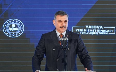 Bakan Çiftçi: Milletimizin huzurunu tahkim edecek eserleri, ülkemizin dört bir yanıyla buluşturmaya devam edeceğiz