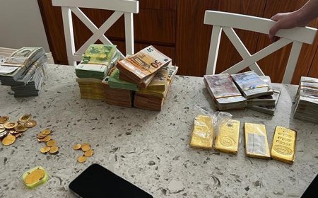 Mersin Büyükşehir Belediyesi’ne yolsuzluk soruşturması | Şüphelinin evinden servet çıktı! Külçe külçe altınlar, yüzbinlerce euro ve dolarlar...