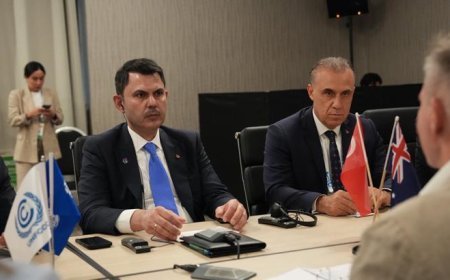 Bakan Kurum, Avustralya İklim Değişikliği ve Enerji Bakanı Bowen ile görüştü