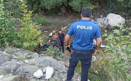 Karaçay Deresi'nde dehşete düşüren manzara! Yoldan geçenler fark etti: Dere yatağında erkek cesedi bulundu
