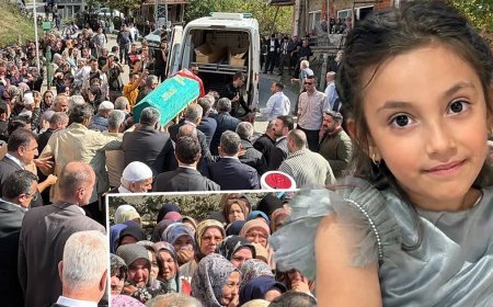 Başakşehir'deki saldırıda yaşamını yitiren Eslem Sare'ye gözyaşlarıyla veda