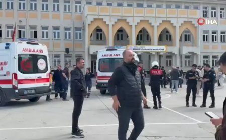 Esenyurt'taki bir lisede bıçaklı kavga