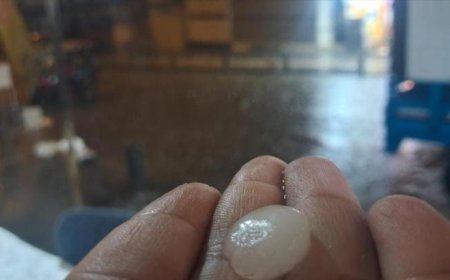 Kilis'te yollar beyaza büründü! Dolu aniden bastırdı