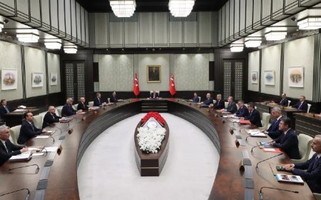 Kabine toplanıyor. Ana gündem fon soruşturması ve Terörsüz Türkiye