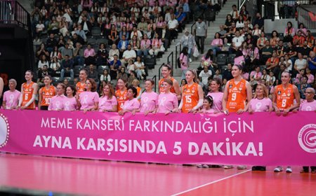 Memorial ve Eczacıbaşı’ndan meme kanseri farkındalık maçı
